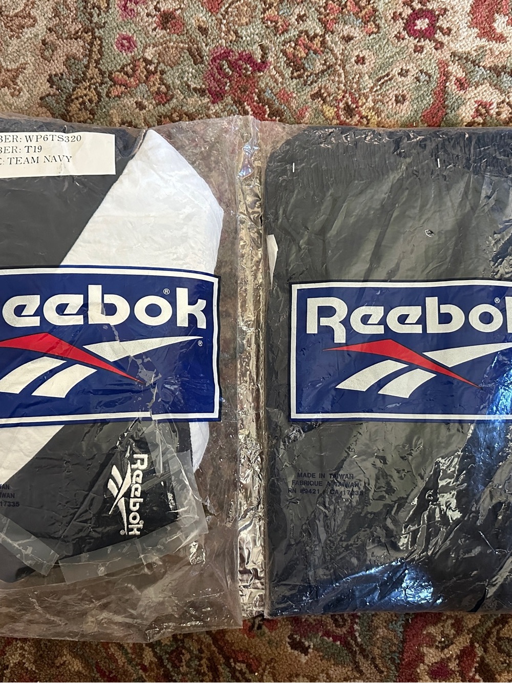 Reebok Original 90’s  Navy & White Athletic Jacket & Pants Tracksuit Parachute
